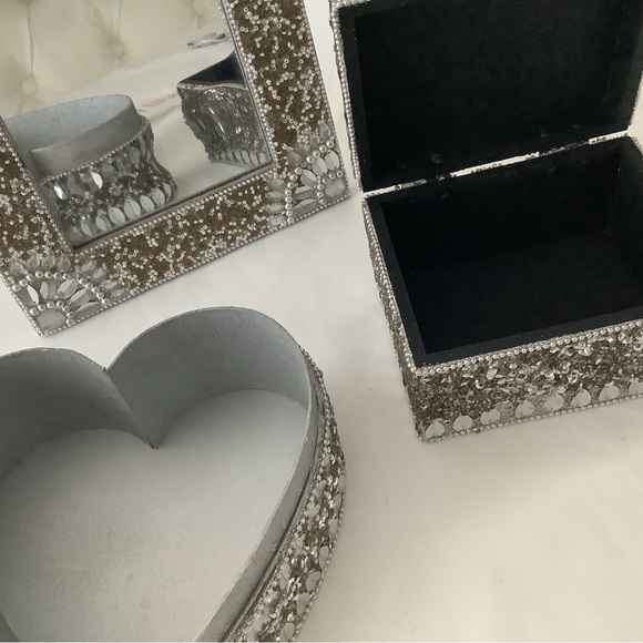 Decor Set - Picture 4 of 4